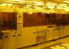 出售旋轉(zhuǎn)涂膜機(jī) - 無(wú)錫虹彩科技發(fā)展